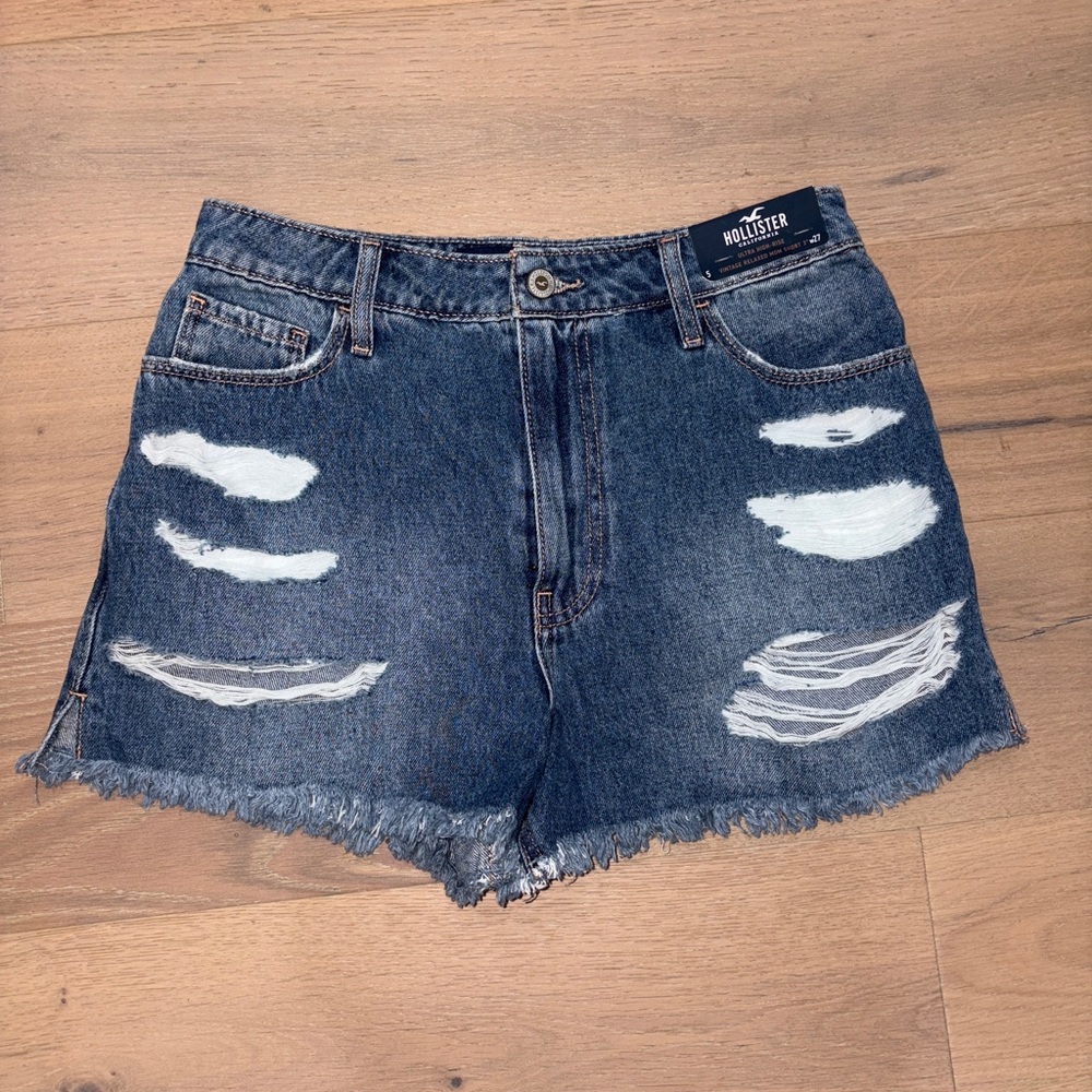 Hollister Women's Ultra High-Rise Vintage Relaxed Mom Short 3”
